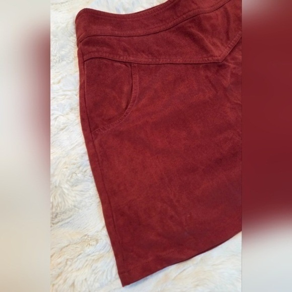 Red Faux Suede Mini Skirt 90s Y2K Aesthetic Fitted Side Zip Size Small - Picture 3 of 6
